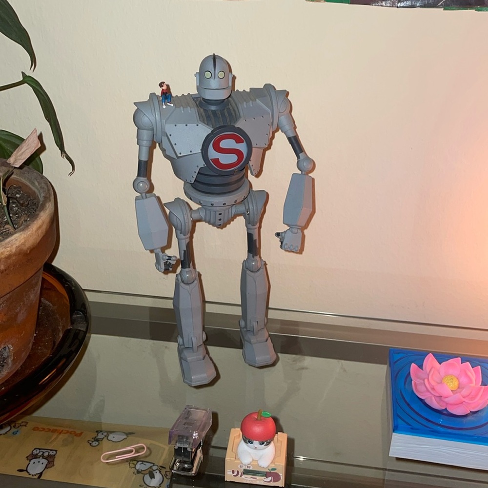 Iron giant